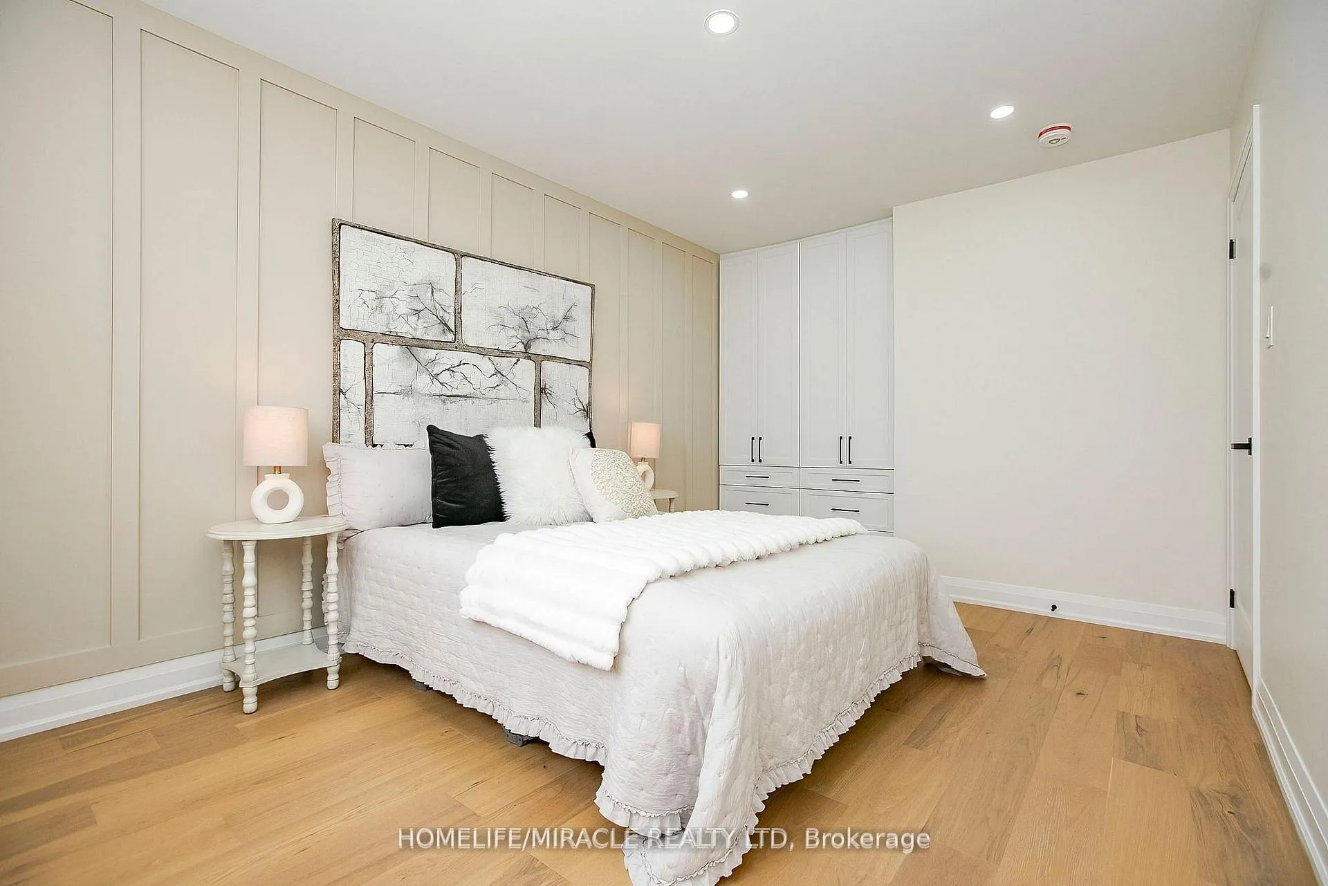 Photo 35 of 52 Foxacre Row, Brampton, Madoc — HOMEH