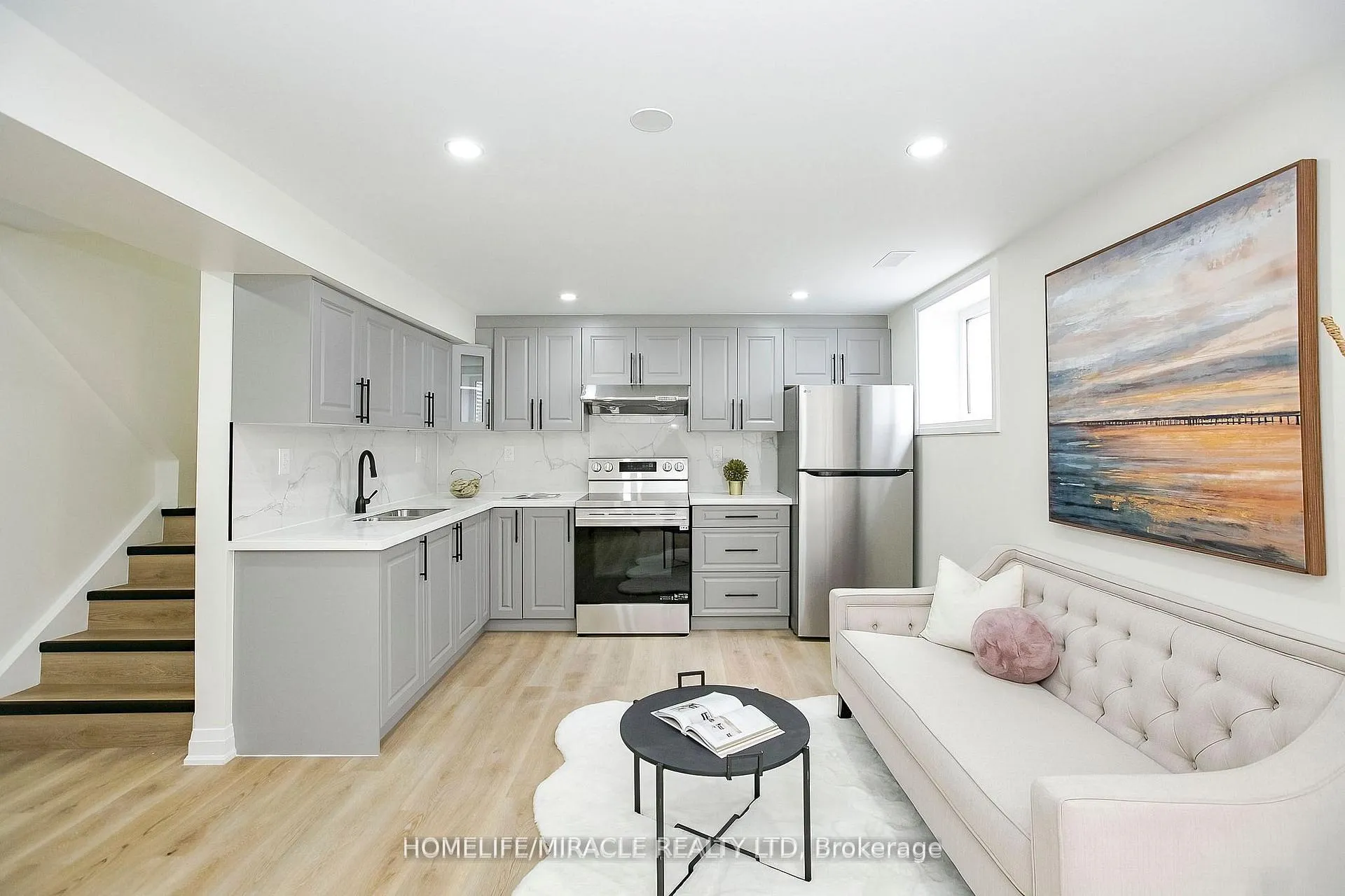 Photo 41 of 52 Foxacre Row, Brampton, Madoc — HOMEH