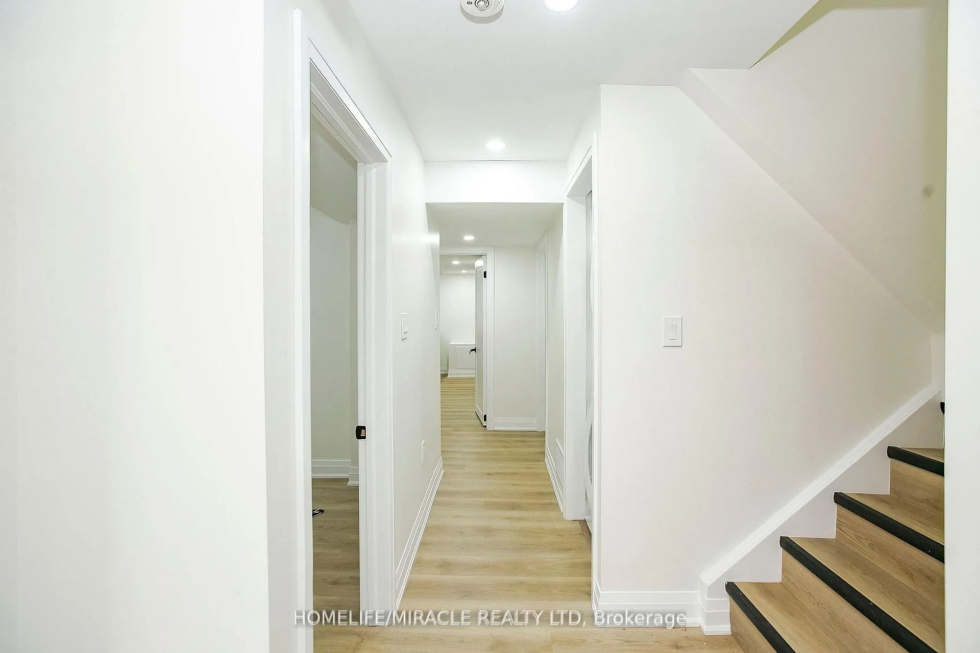 Photo 43 of 52 Foxacre Row, Brampton, Madoc — HOMEH
