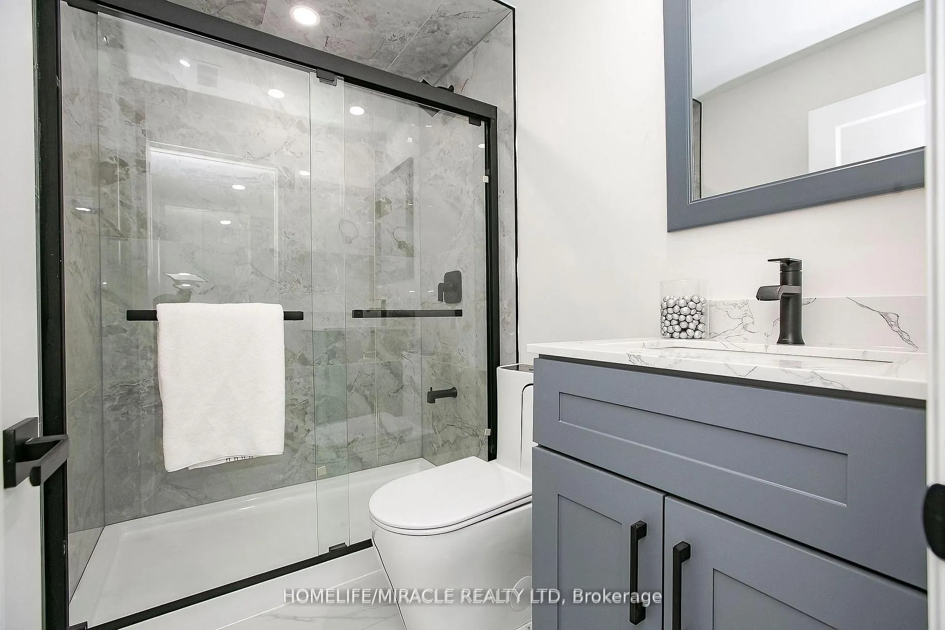 Photo 47 of 52 Foxacre Row, Brampton, Madoc — HOMEH
