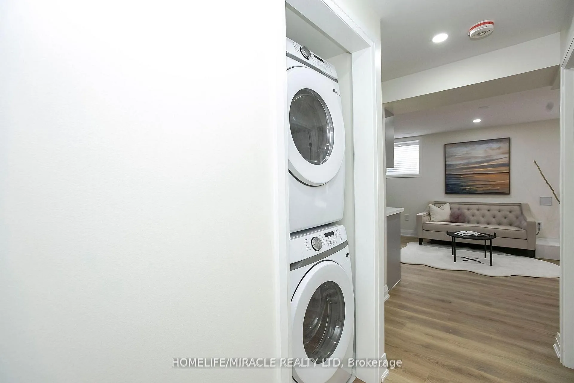 Photo 48 of 52 Foxacre Row, Brampton, Madoc — HOMEH