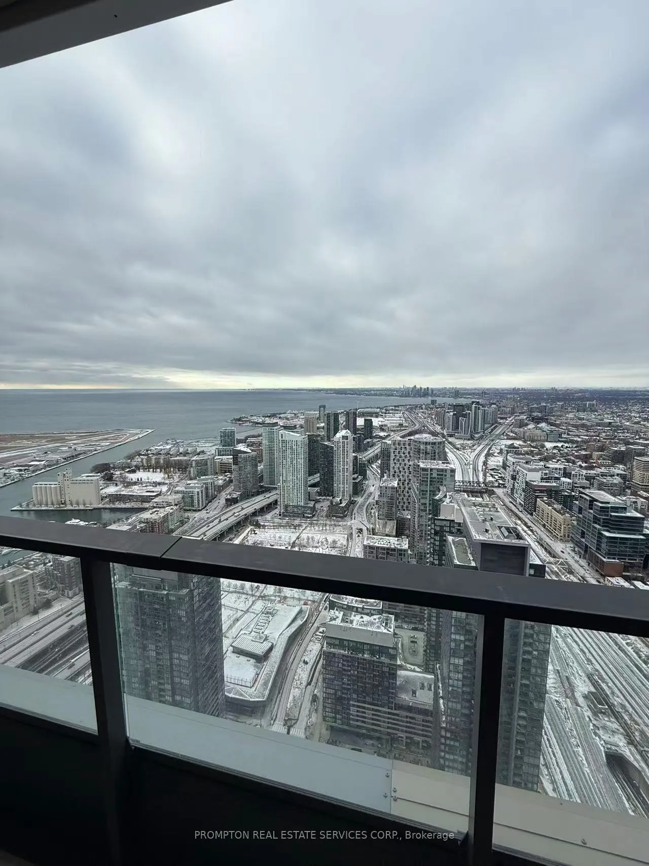 Photo 16 of Unit 7101, 3 Concord cityplace Way, Toronto, Waterfront Communities — HOMEH