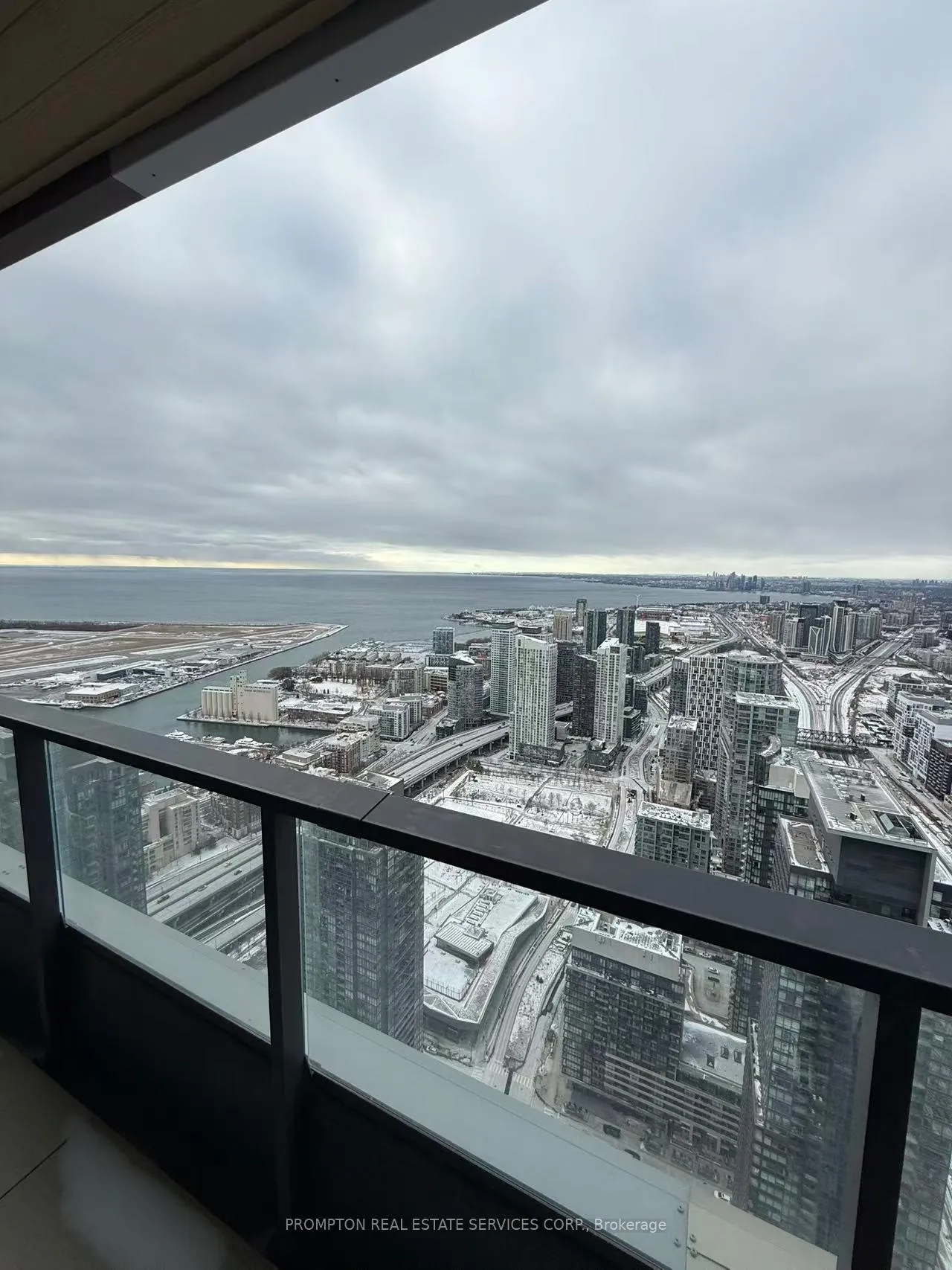 Photo 18 of Unit 7101, 3 Concord cityplace Way, Toronto, Waterfront Communities — HOMEH