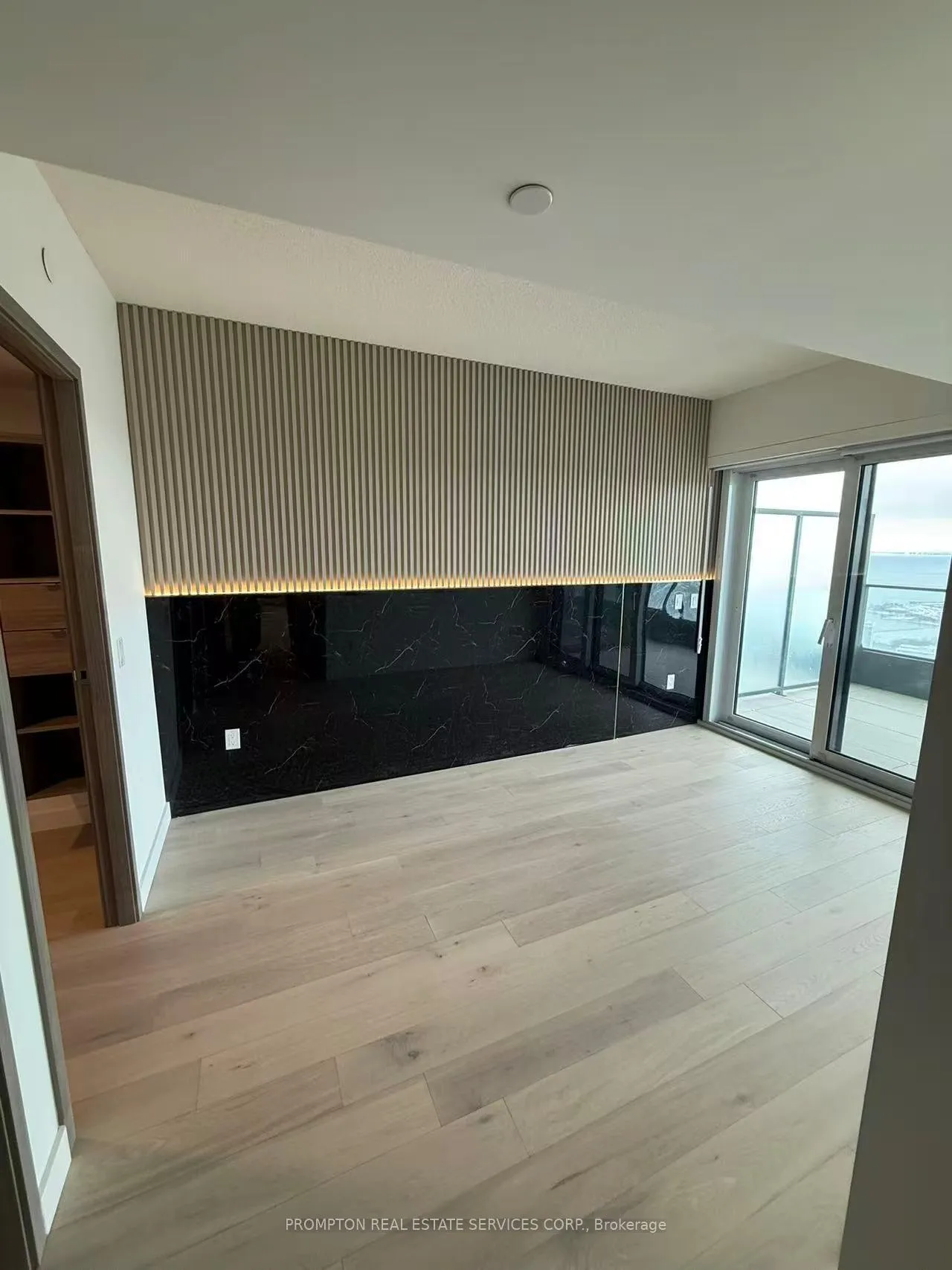 Photo 26 of Unit 7101, 3 Concord cityplace Way, Toronto, Waterfront Communities — HOMEH