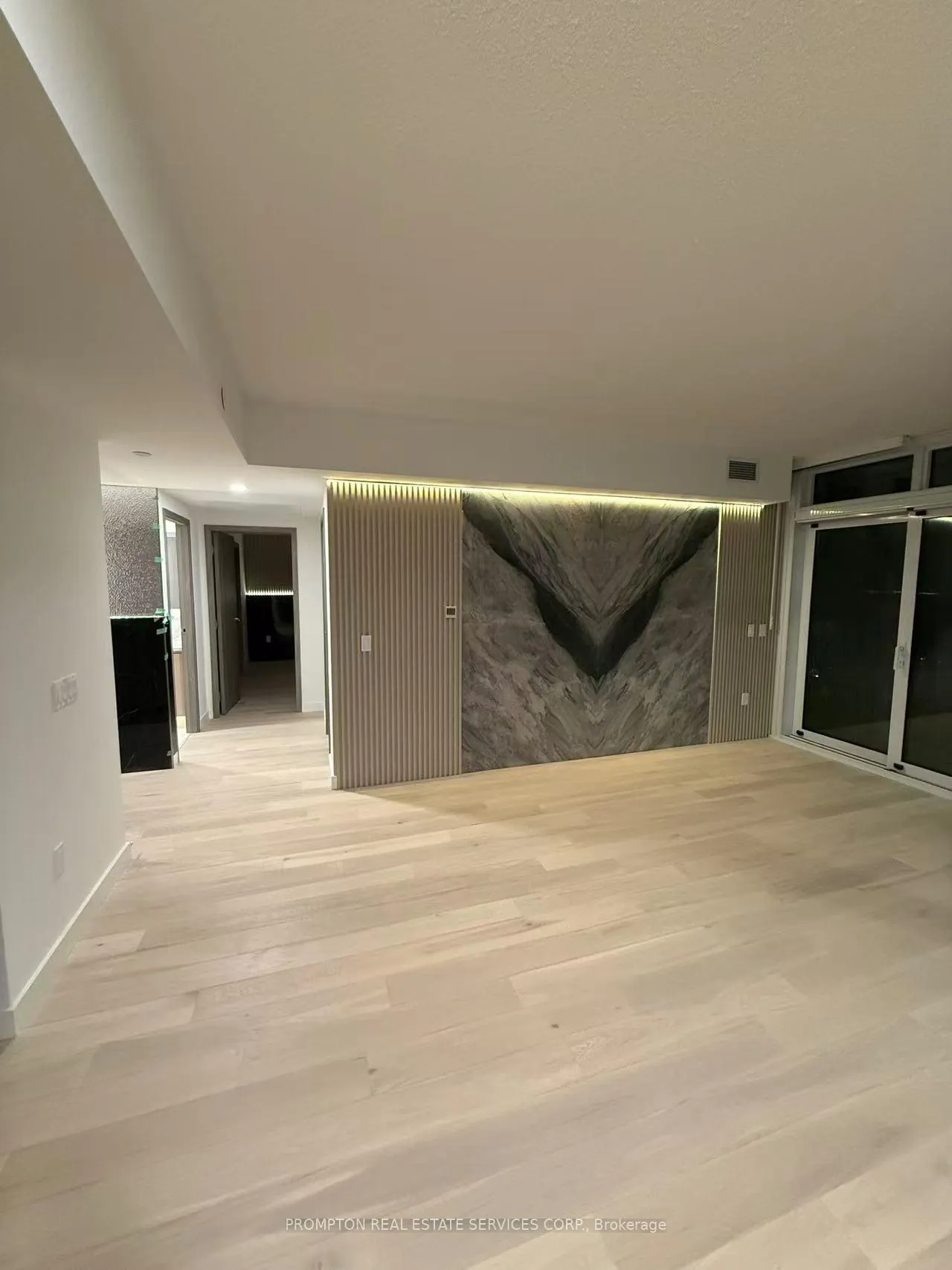 Photo 32 of Unit 7101, 3 Concord cityplace Way, Toronto, Waterfront Communities — HOMEH