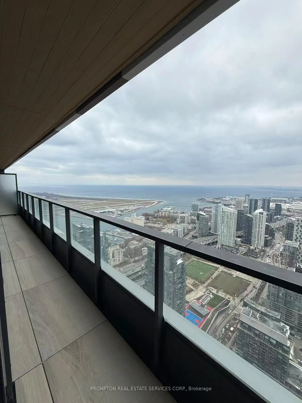 Photo 33 of Unit 7101, 3 Concord cityplace Way, Toronto, Waterfront Communities — HOMEH