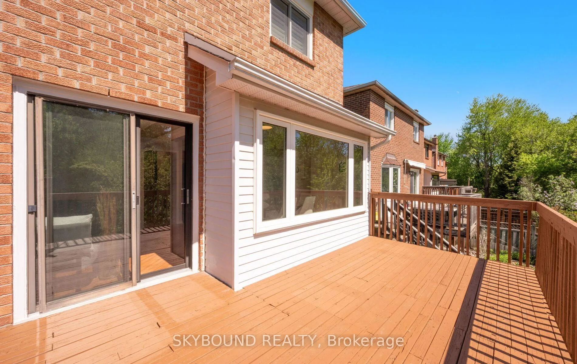 Photo 12 of 21 Pinellas Drive, Brampton, Heart Lake East — HOMEH