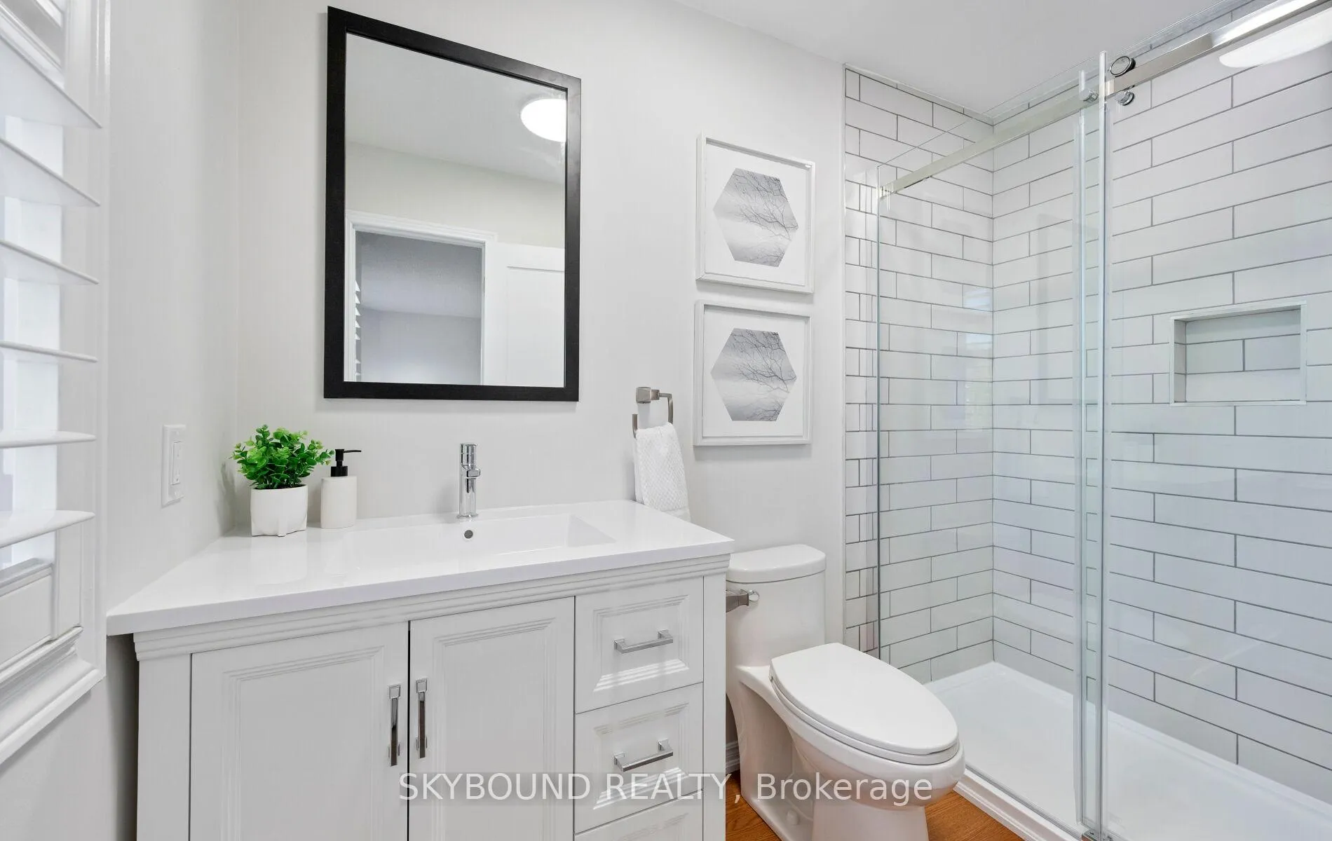 Photo 21 of 21 Pinellas Drive, Brampton, Heart Lake East — HOMEH