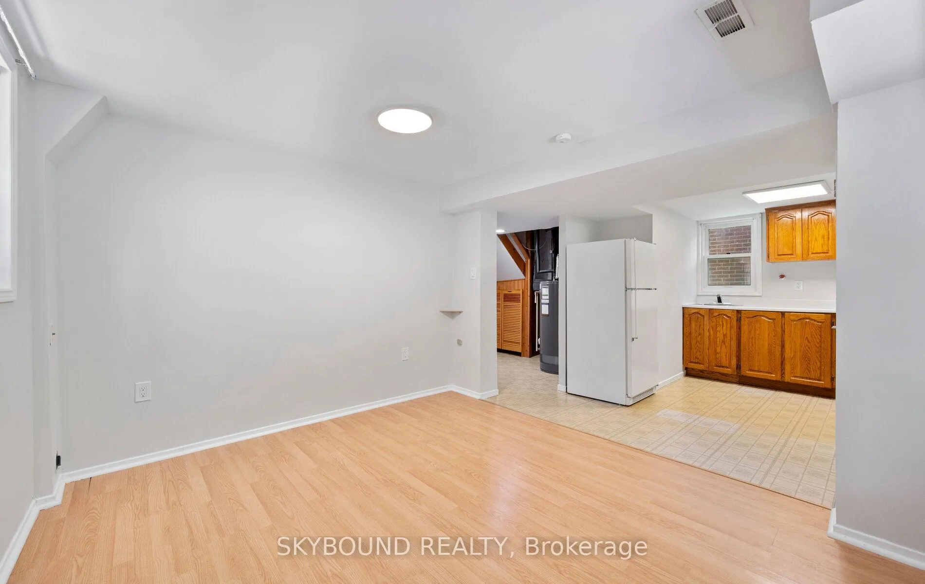 Photo 31 of 21 Pinellas Drive, Brampton, Heart Lake East — HOMEH