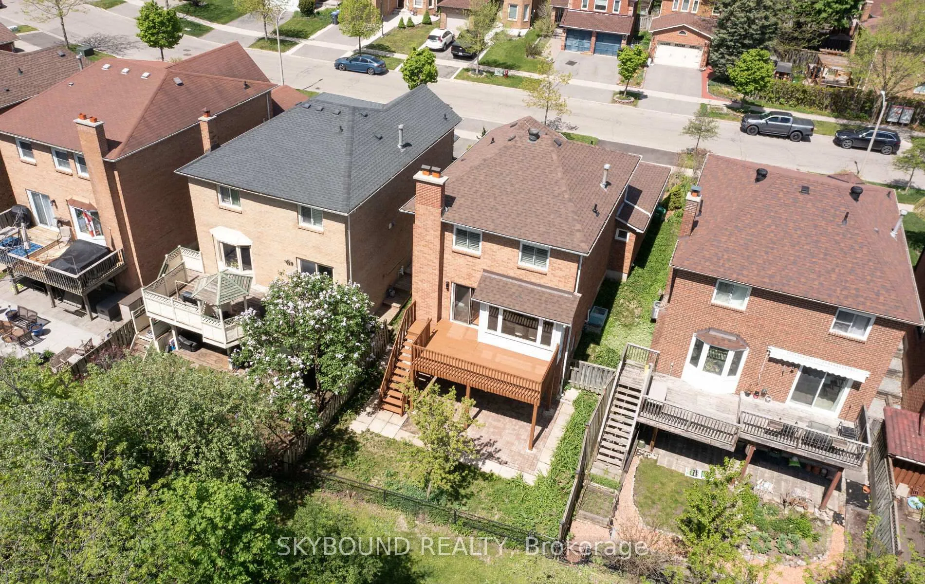 Photo 42 of 21 Pinellas Drive, Brampton, Heart Lake East — HOMEH