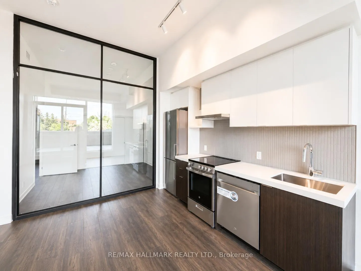 Photo 9 of Unit 206, 10 Flavelle Trail, Vaughan, Steeles West Industrial — HOMEH