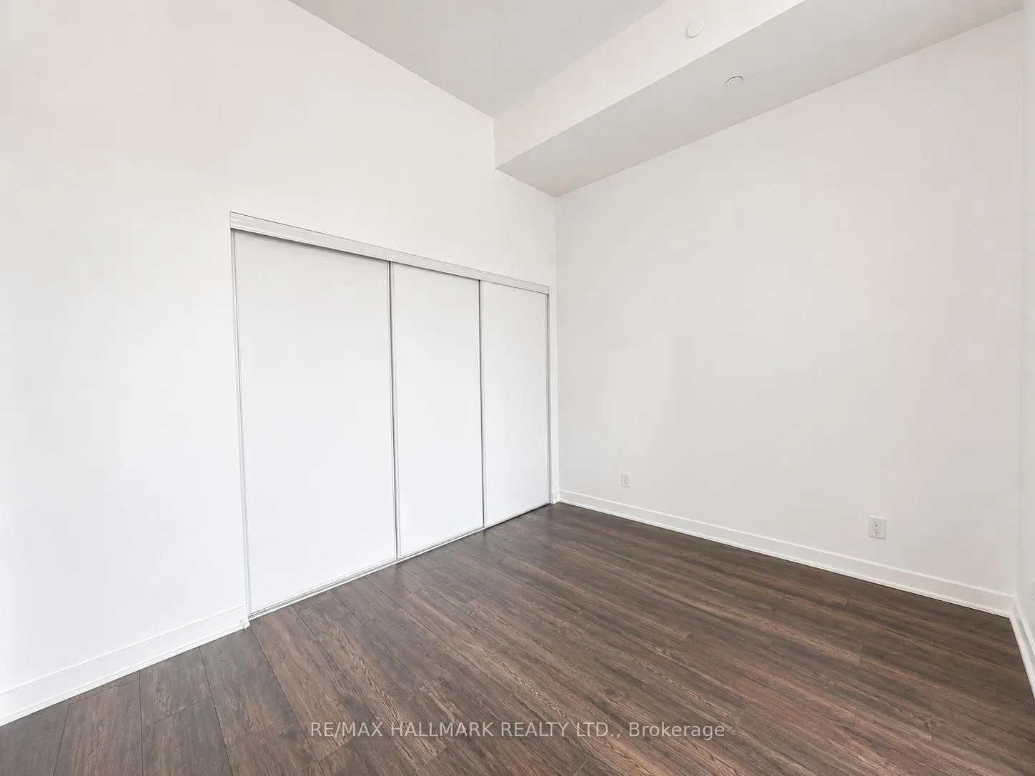 Photo 11 of Unit 206, 10 Flavelle Trail, Vaughan, Steeles West Industrial — HOMEH