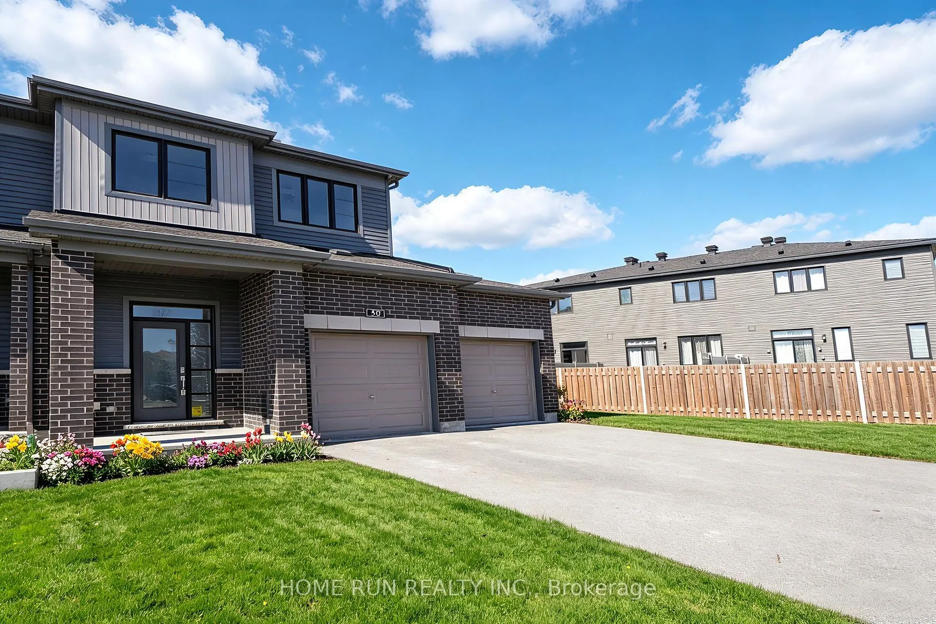 Photo 3 of 50 Natare Place, Ottawa, Kanata - Kanata Lakes/Heritage Hills — HOMEH