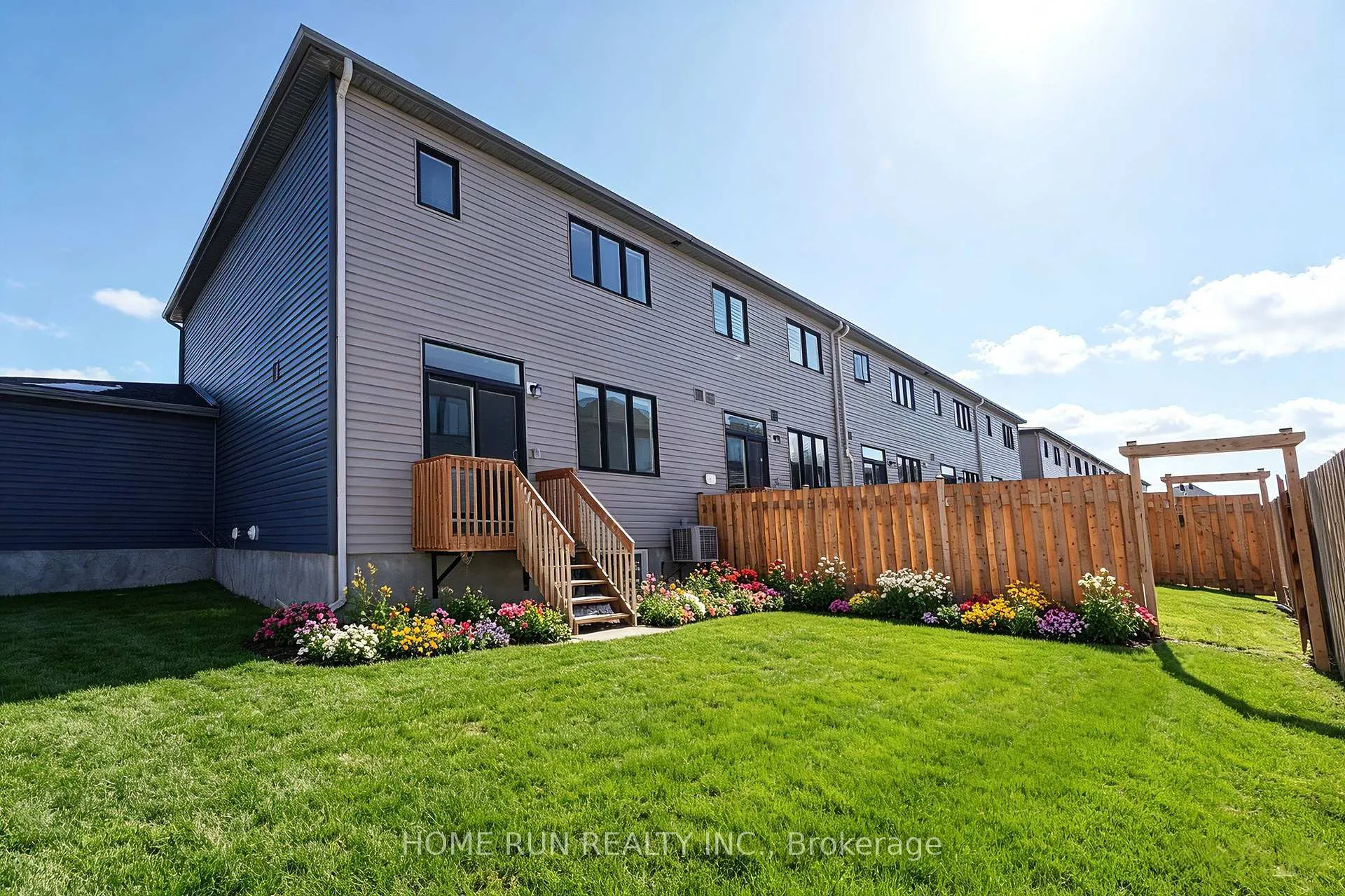 Photo 5 of 50 Natare Place, Ottawa, Kanata - Kanata Lakes/Heritage Hills — HOMEH