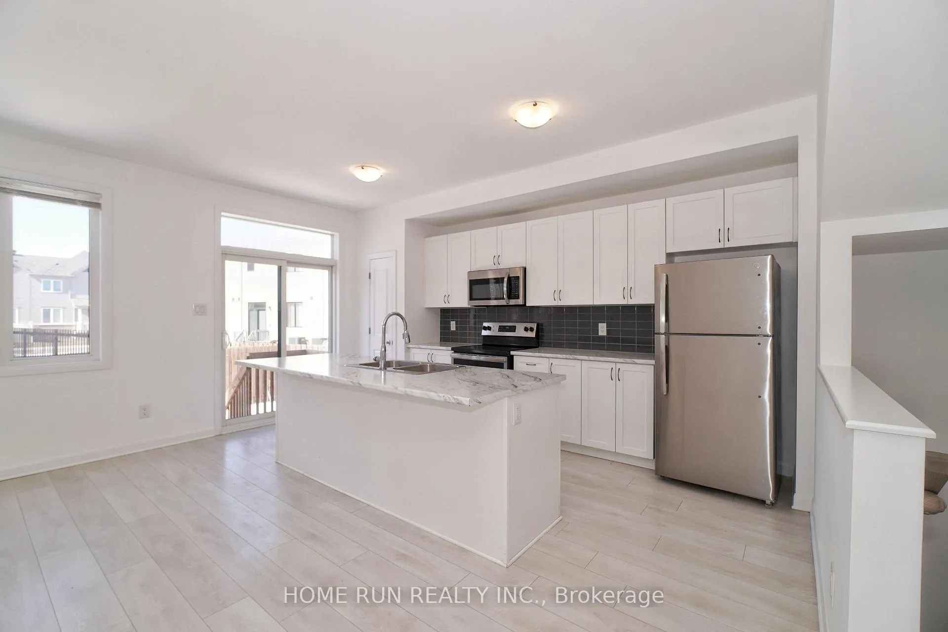 Photo 13 of 50 Natare Place, Ottawa, Kanata - Kanata Lakes/Heritage Hills — HOMEH