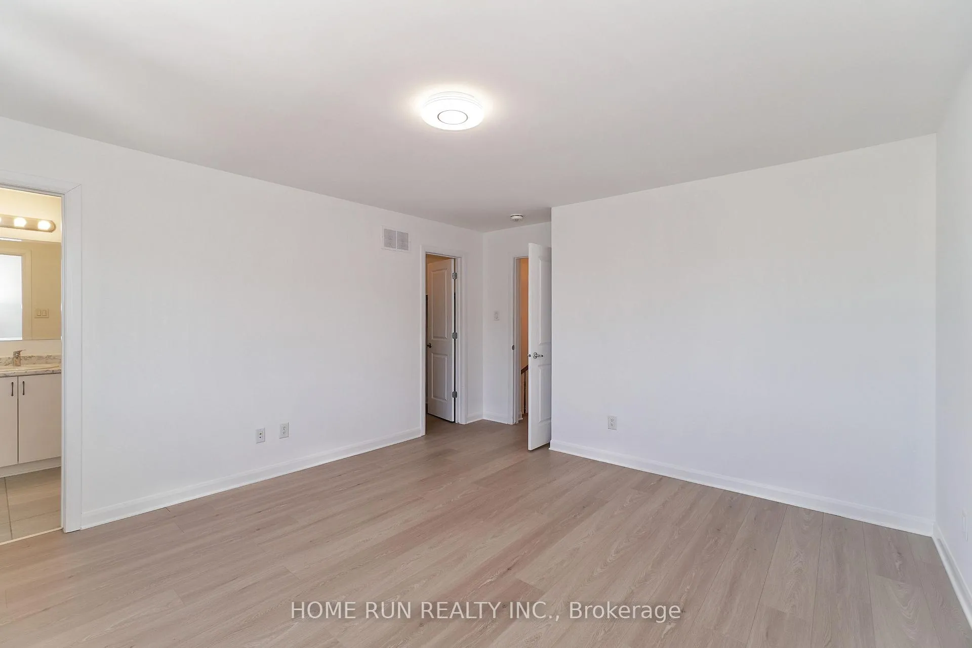 Photo 21 of 50 Natare Place, Ottawa, Kanata - Kanata Lakes/Heritage Hills — HOMEH