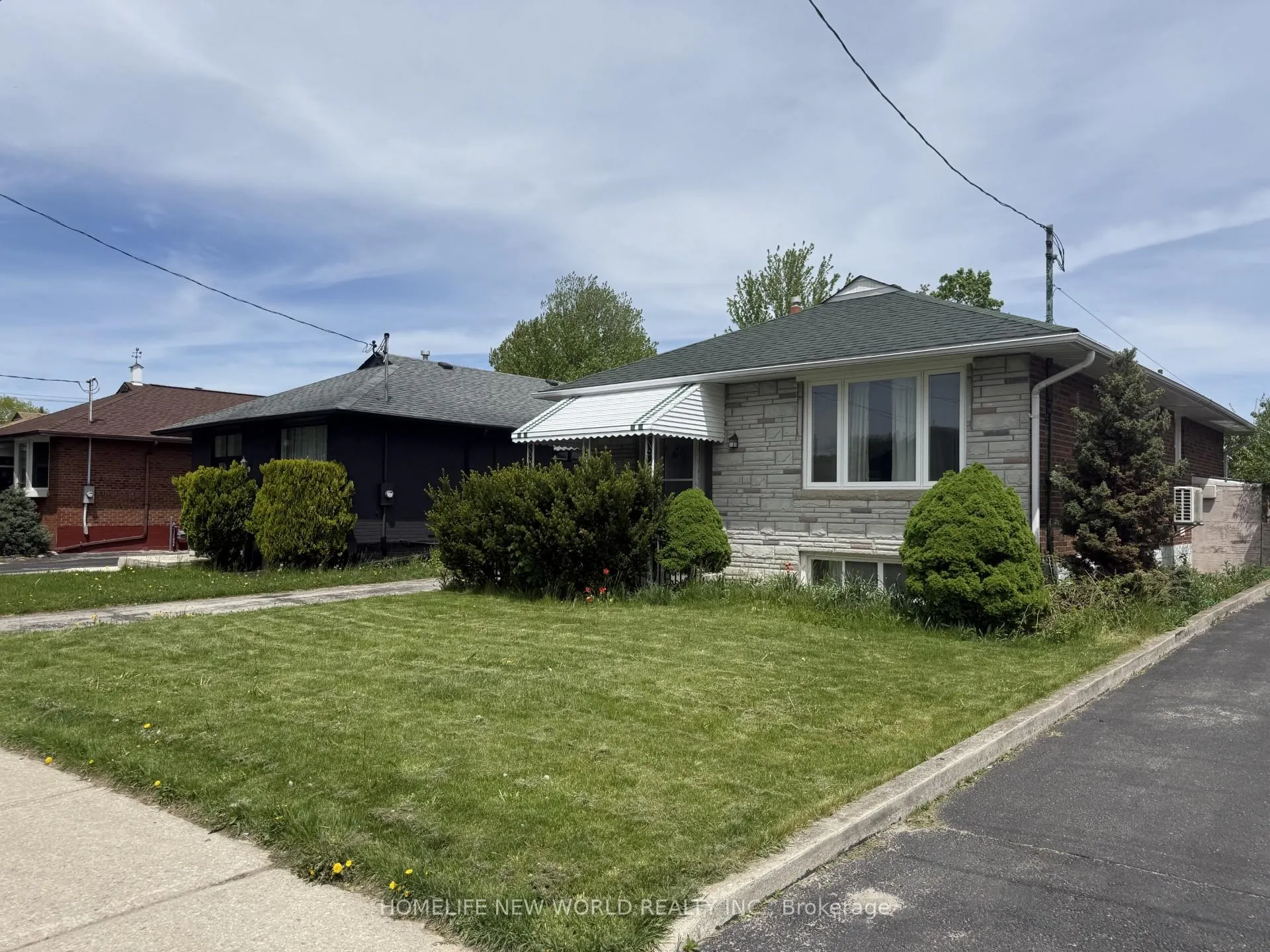 Photo 4 of 61 Crosland Drive, Scarborough, Wexford-Maryvale — HOMEH