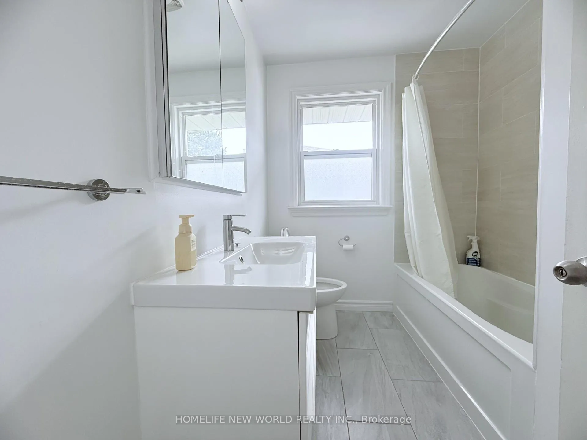 Photo 24 of 61 Crosland Drive, Scarborough, Wexford-Maryvale — HOMEH