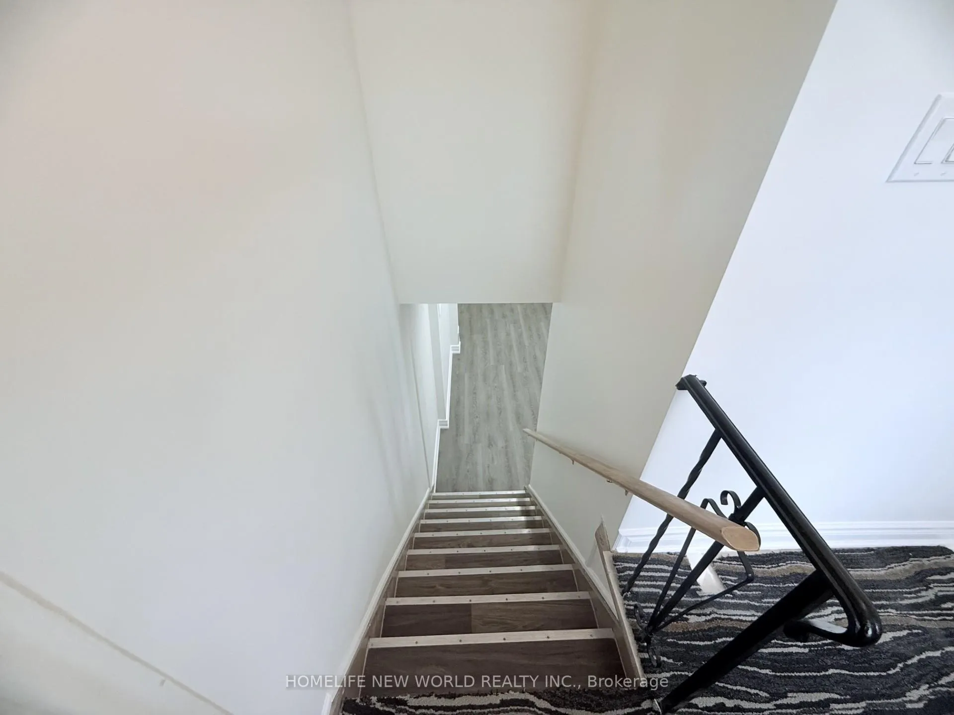 Photo 25 of 61 Crosland Drive, Scarborough, Wexford-Maryvale — HOMEH