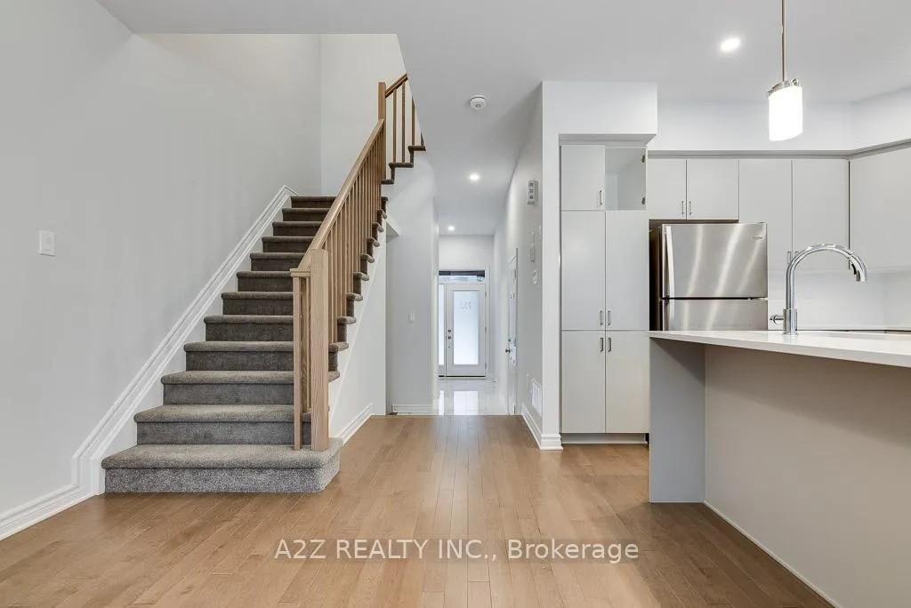 Photo 3 of 732 Miikana Road, Ottawa, Blossom Park/Kemp Park/Findlay Creek — HOMEH