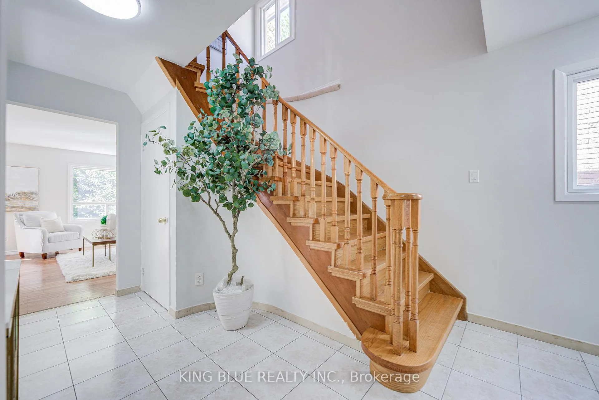 Photo 8 of 5 Woolen Mill Road, Markham, Raymerville — HOMEH