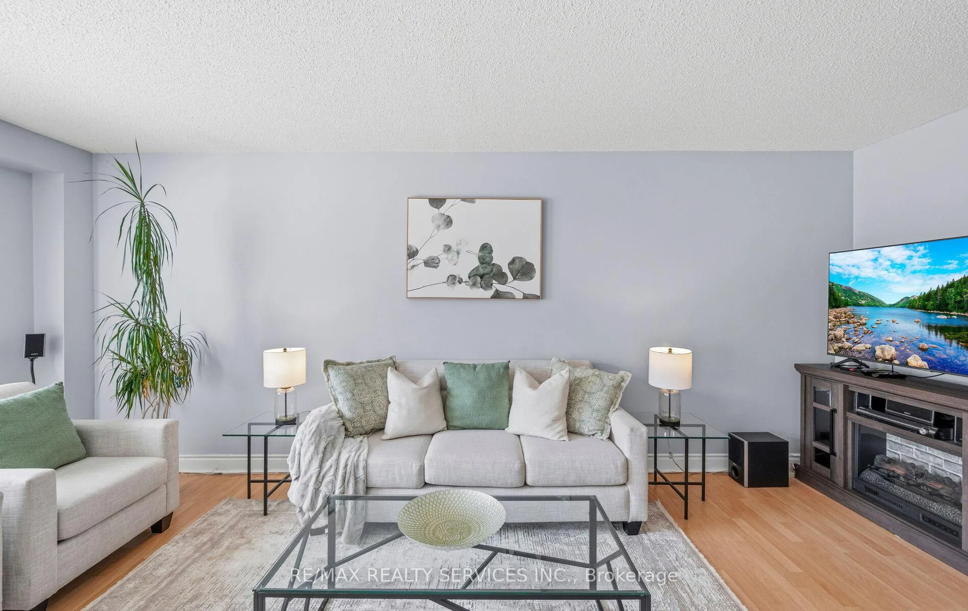 Photo 13 of Unit 68, 200 Cresthaven Road, Brampton, Snelgrove — HOMEH