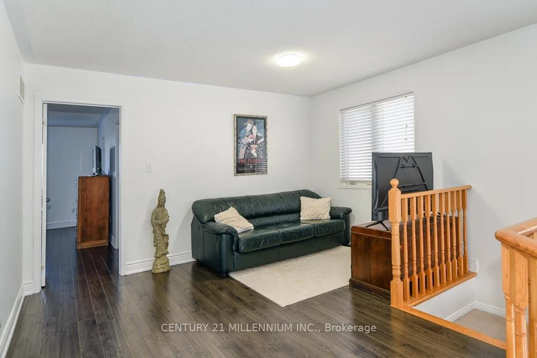 Photo 28 of 42 Sweet Clover Crescent, Brampton, Sandringham-Wellington — HOMEH