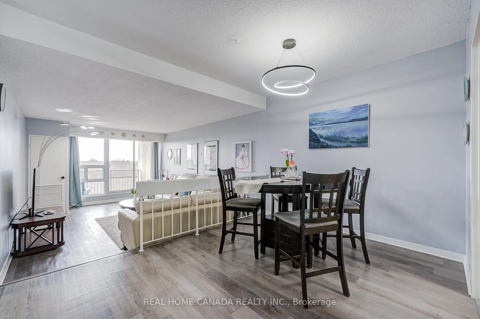 Photo 8 of Unit 708, 1359 White Oaks Boulevard, Oakville, Falgarwood — HOMEH