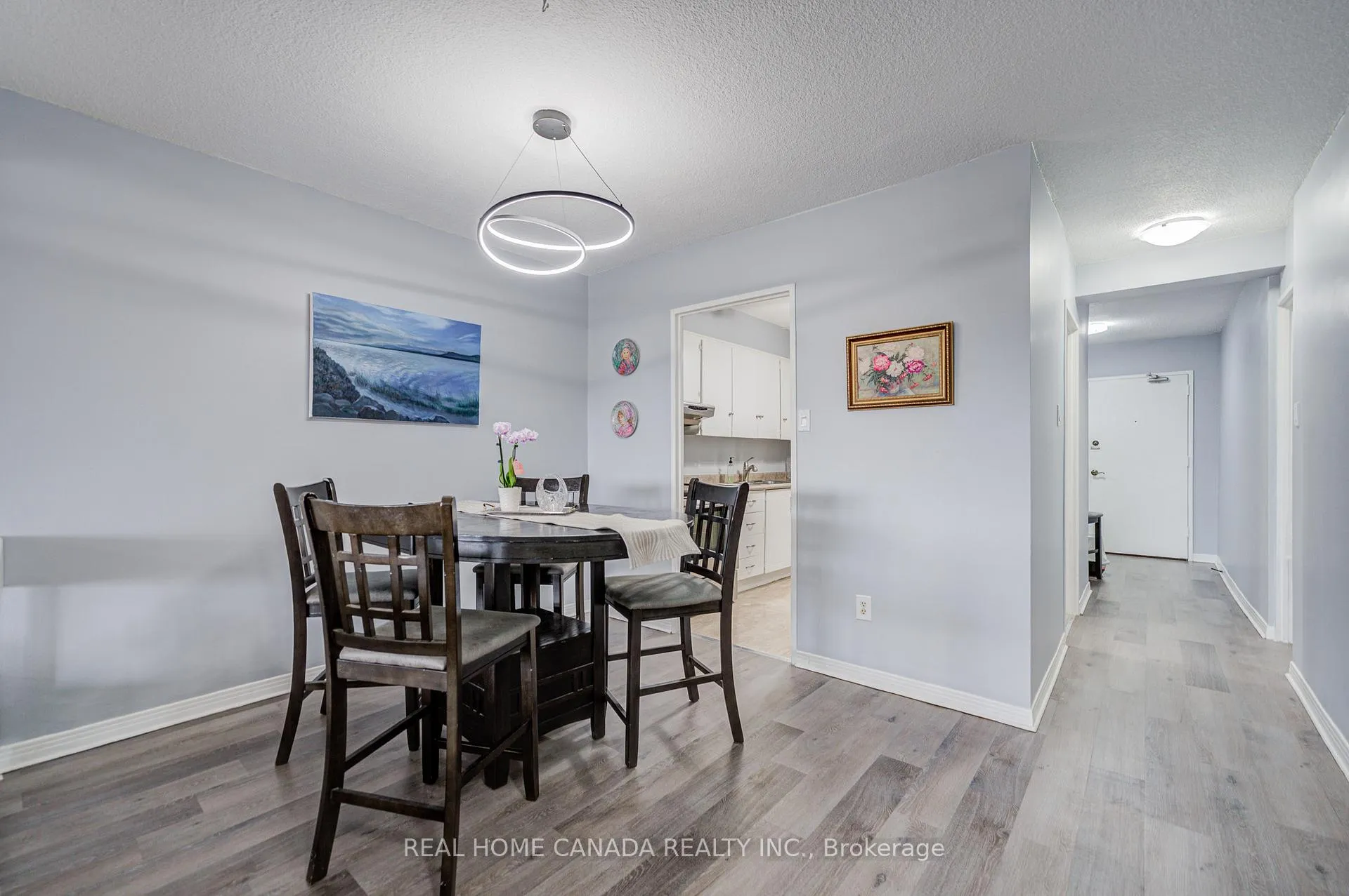 Photo 10 of Unit 708, 1359 White Oaks Boulevard, Oakville, Falgarwood — HOMEH