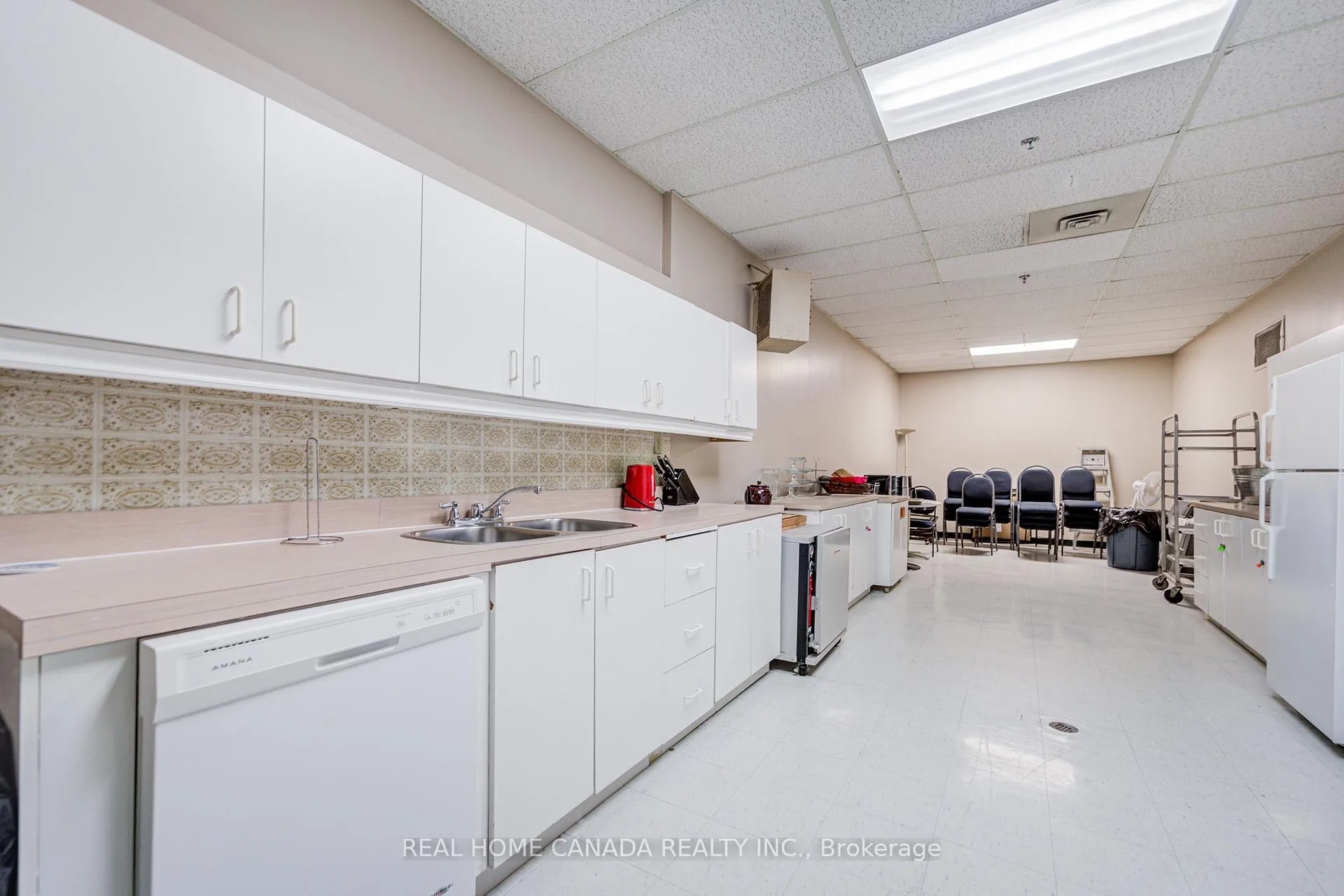 Photo 28 of Unit 708, 1359 White Oaks Boulevard, Oakville, Falgarwood — HOMEH