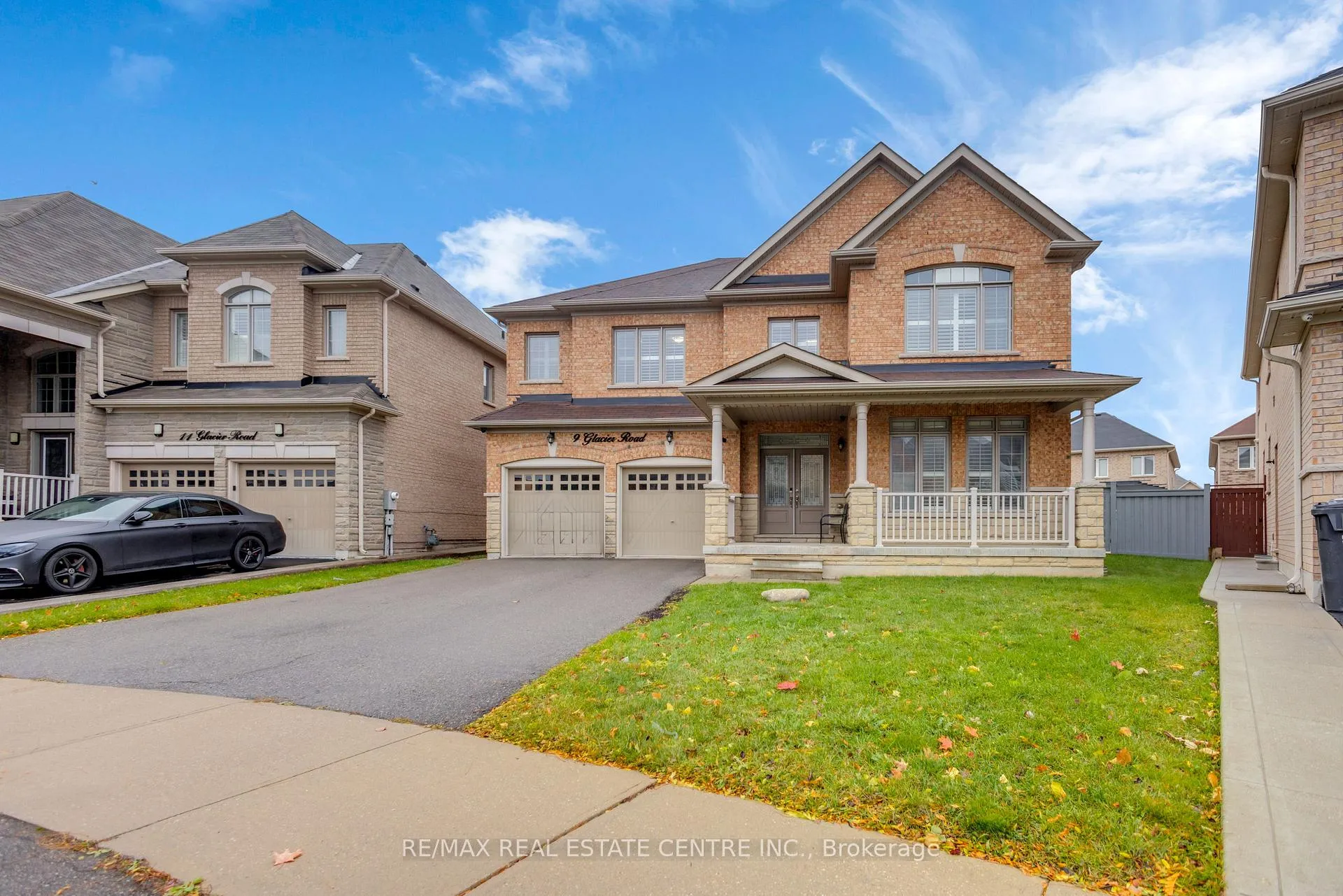Photo 1 of 9 Glacier Road, Brampton, Credit Valley — HOMEH