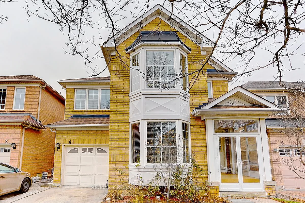 Photo 1 of 4 Lancelot Lane, Markham, Berczy — HOMEH