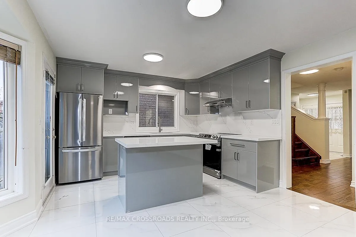 Photo 17 of 4 Lancelot Lane, Markham, Berczy — HOMEH