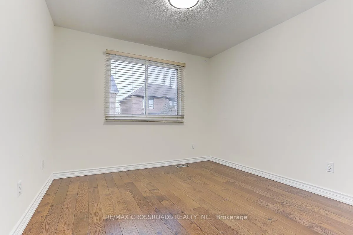 Photo 26 of 4 Lancelot Lane, Markham, Berczy — HOMEH