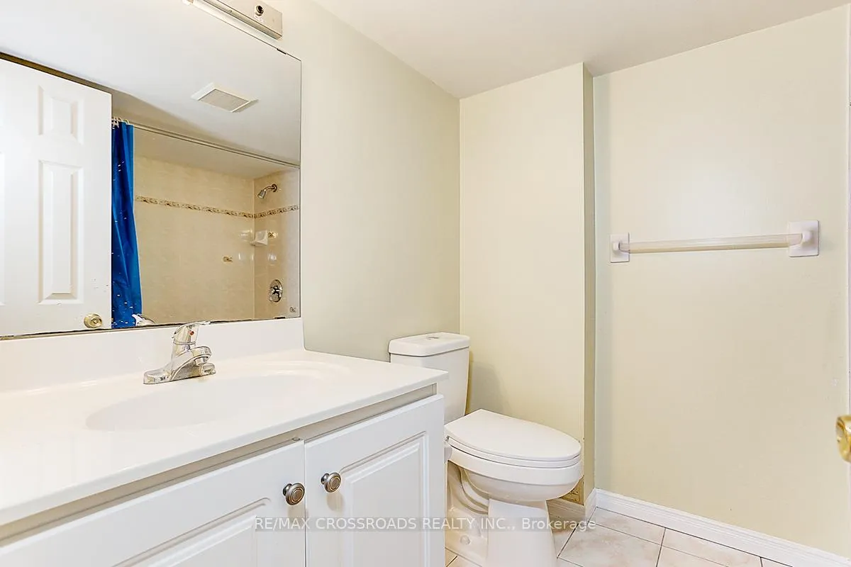 Photo 39 of 4 Lancelot Lane, Markham, Berczy — HOMEH