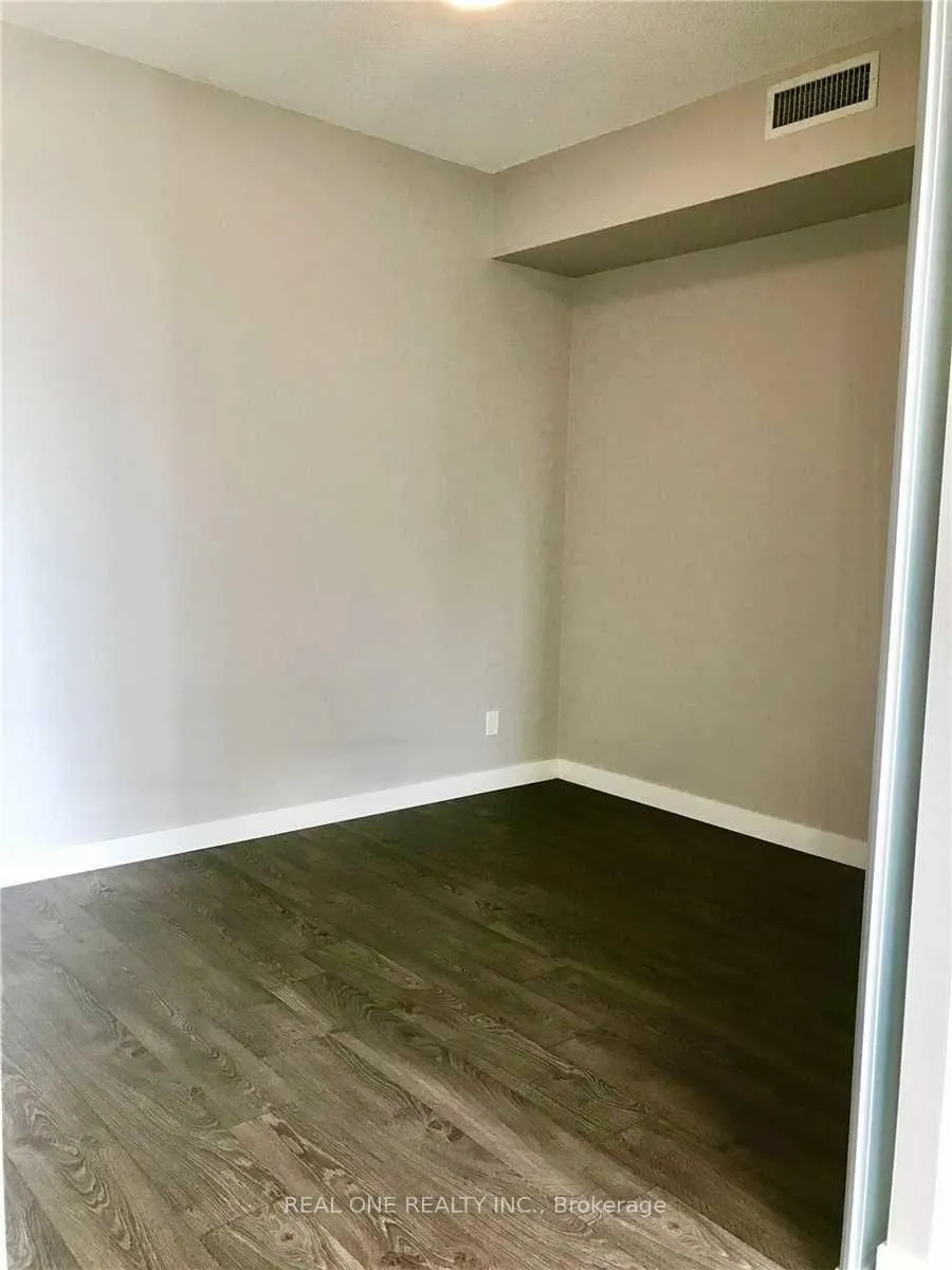 Photo 4 of Unit 312, 2055 Danforth Avenue, Toronto, Woodbine Corridor — HOMEH