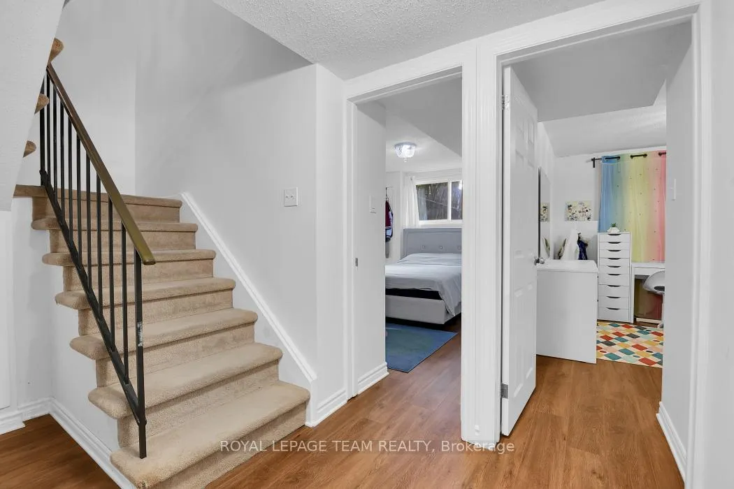 Photo 22 of 106 Chesterton Drive, Ottawa, Borden Farm/Stewart Farm/Carleton Heights/Parkwood Hills — HOMEH