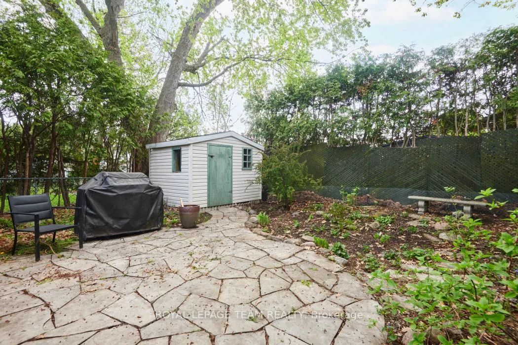 Photo 32 of 106 Chesterton Drive, Ottawa, Borden Farm/Stewart Farm/Carleton Heights/Parkwood Hills — HOMEH