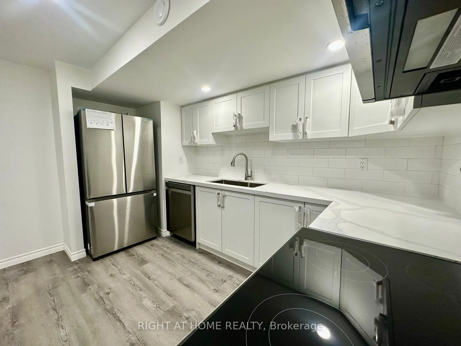 Photo 5 of 295 Gillespie Drive, Brant, Brantford Twp — HOMEH