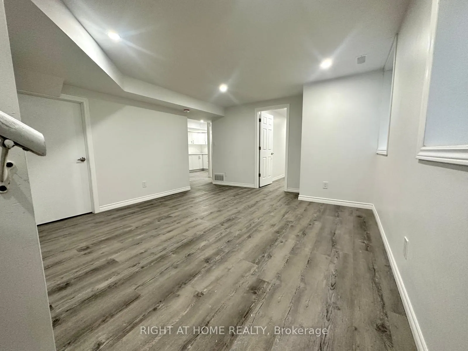 Photo 2 of 295 Gillespie Drive, Brant, Brantford Twp — HOMEH