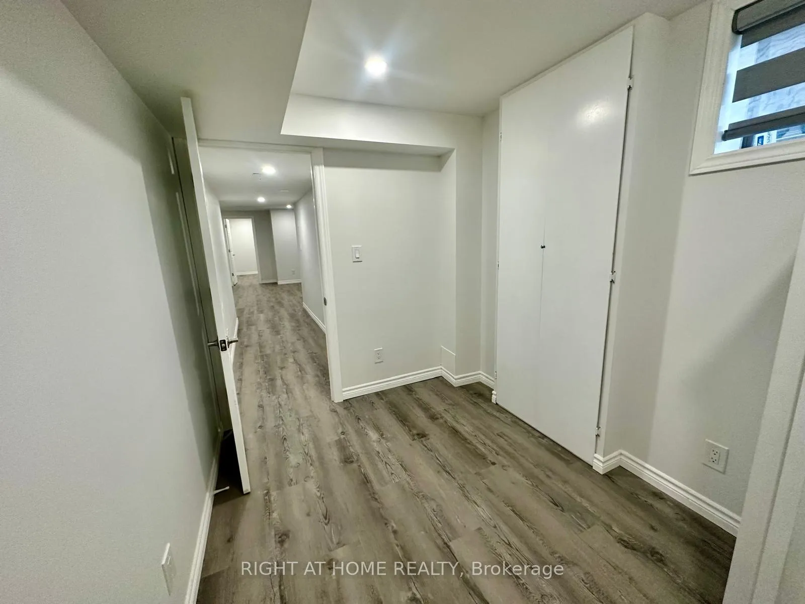 Photo 15 of 295 Gillespie Drive, Brant, Brantford Twp — HOMEH