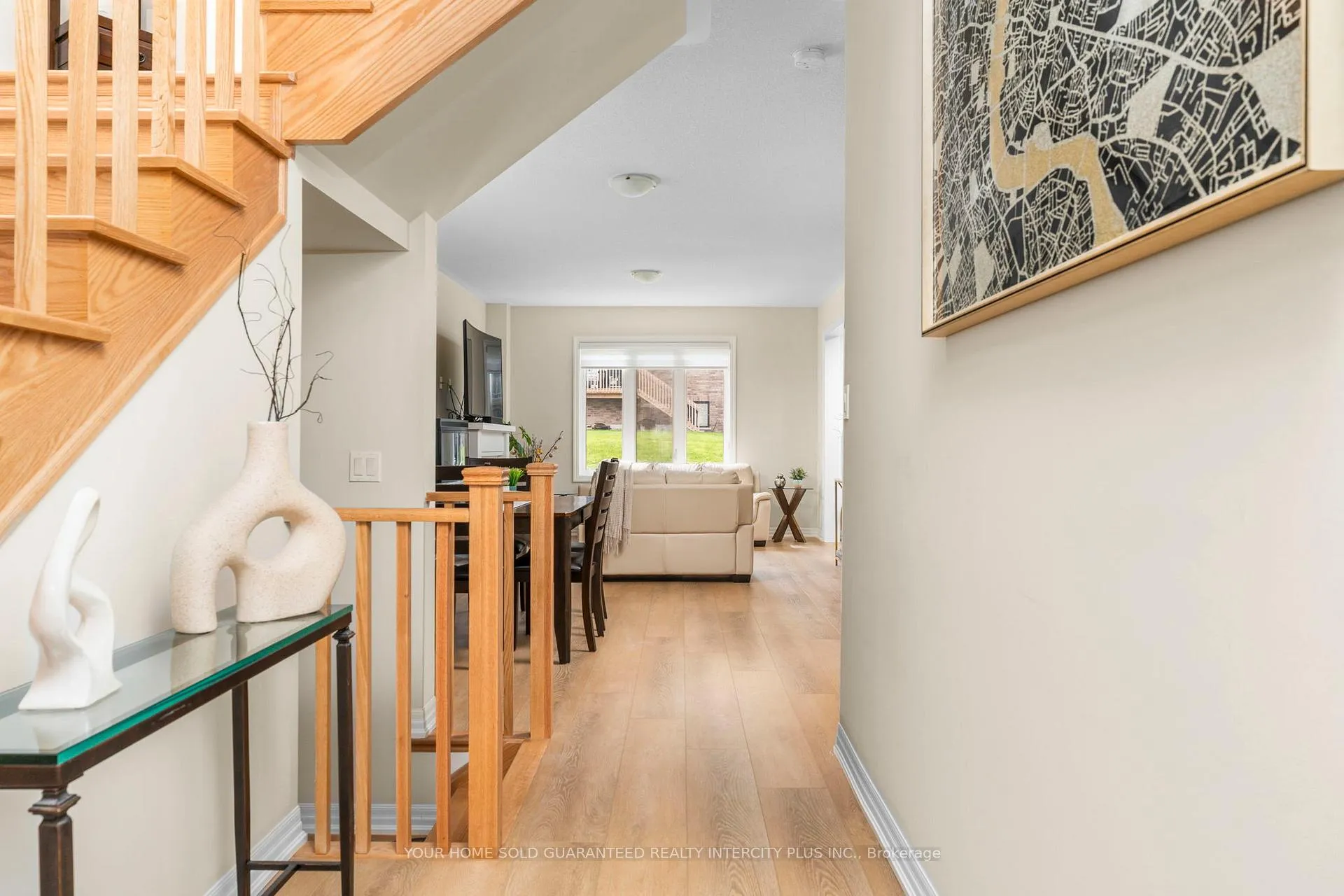 Photo 6 of 17 Stennett Drive, Georgina, Keswick North — HOMEH