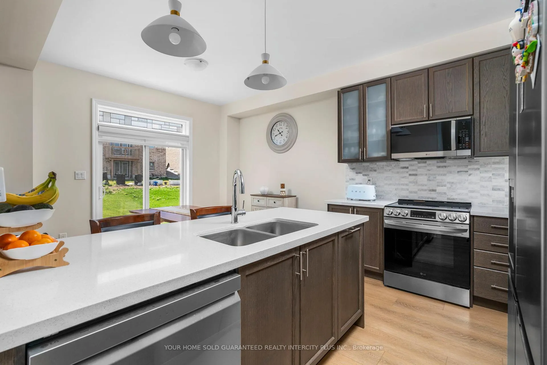 Photo 17 of 17 Stennett Drive, Georgina, Keswick North — HOMEH