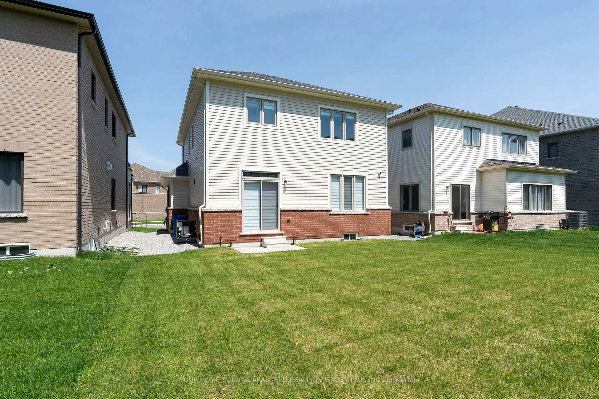 Photo 33 of 17 Stennett Drive, Georgina, Keswick North — HOMEH