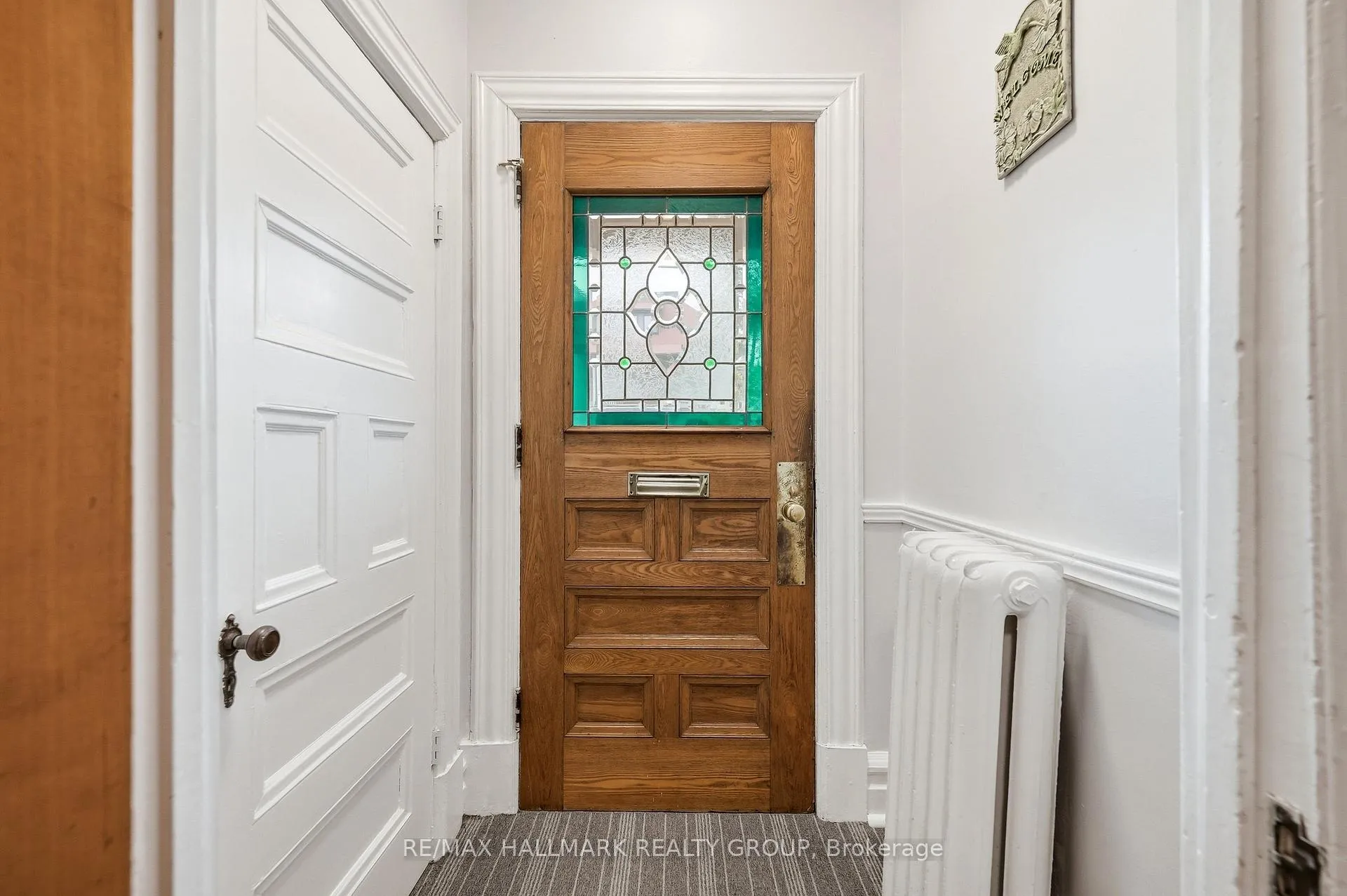 Photo 2 of 194 Cobourg Street, Ottawa, Sandy Hill — HOMEH