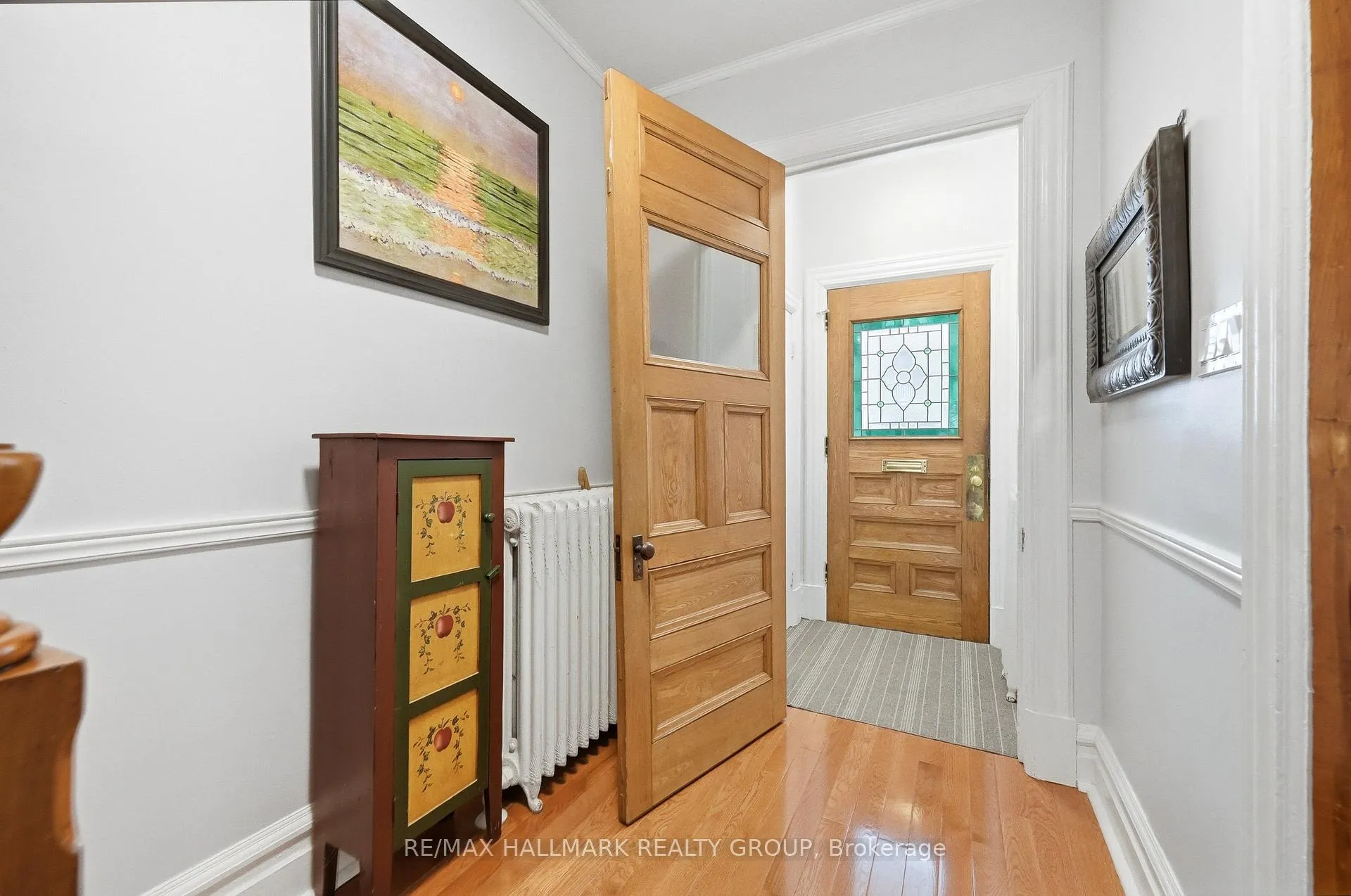 Photo 4 of 194 Cobourg Street, Ottawa, Sandy Hill — HOMEH