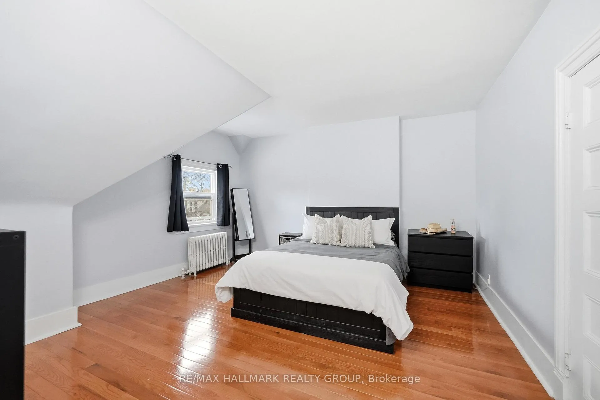 Photo 36 of 194 Cobourg Street, Ottawa, Sandy Hill — HOMEH