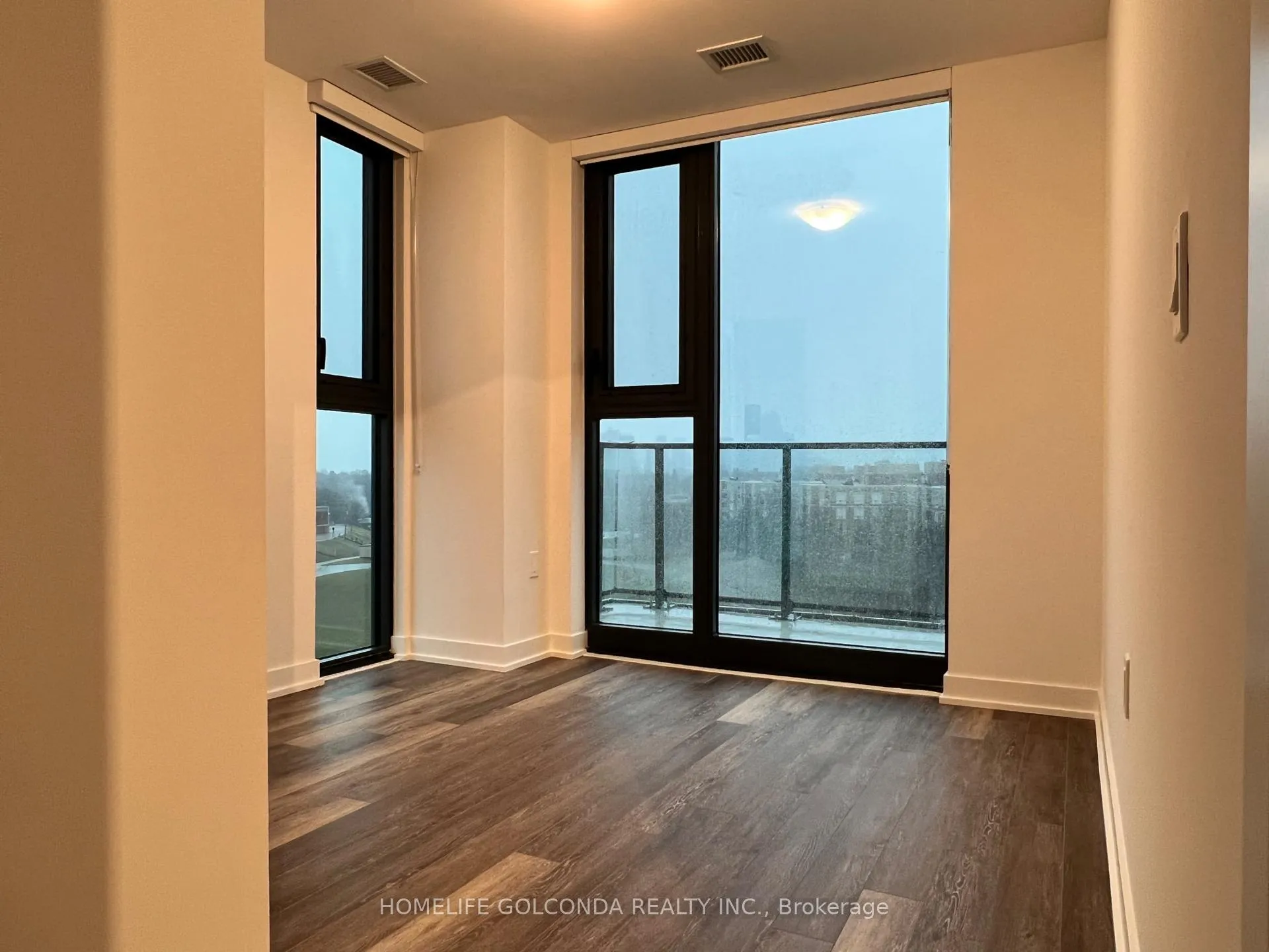 Photo 8 of Unit 708, 250 Lawrence Avenue W, Toronto, Lawrence Park North — HOMEH