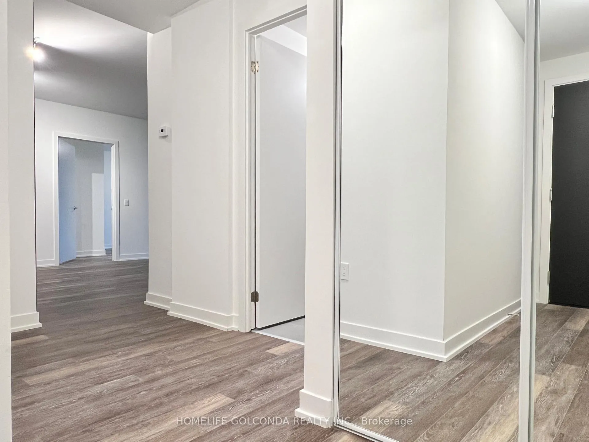 Photo 12 of Unit 708, 250 Lawrence Avenue W, Toronto, Lawrence Park North — HOMEH