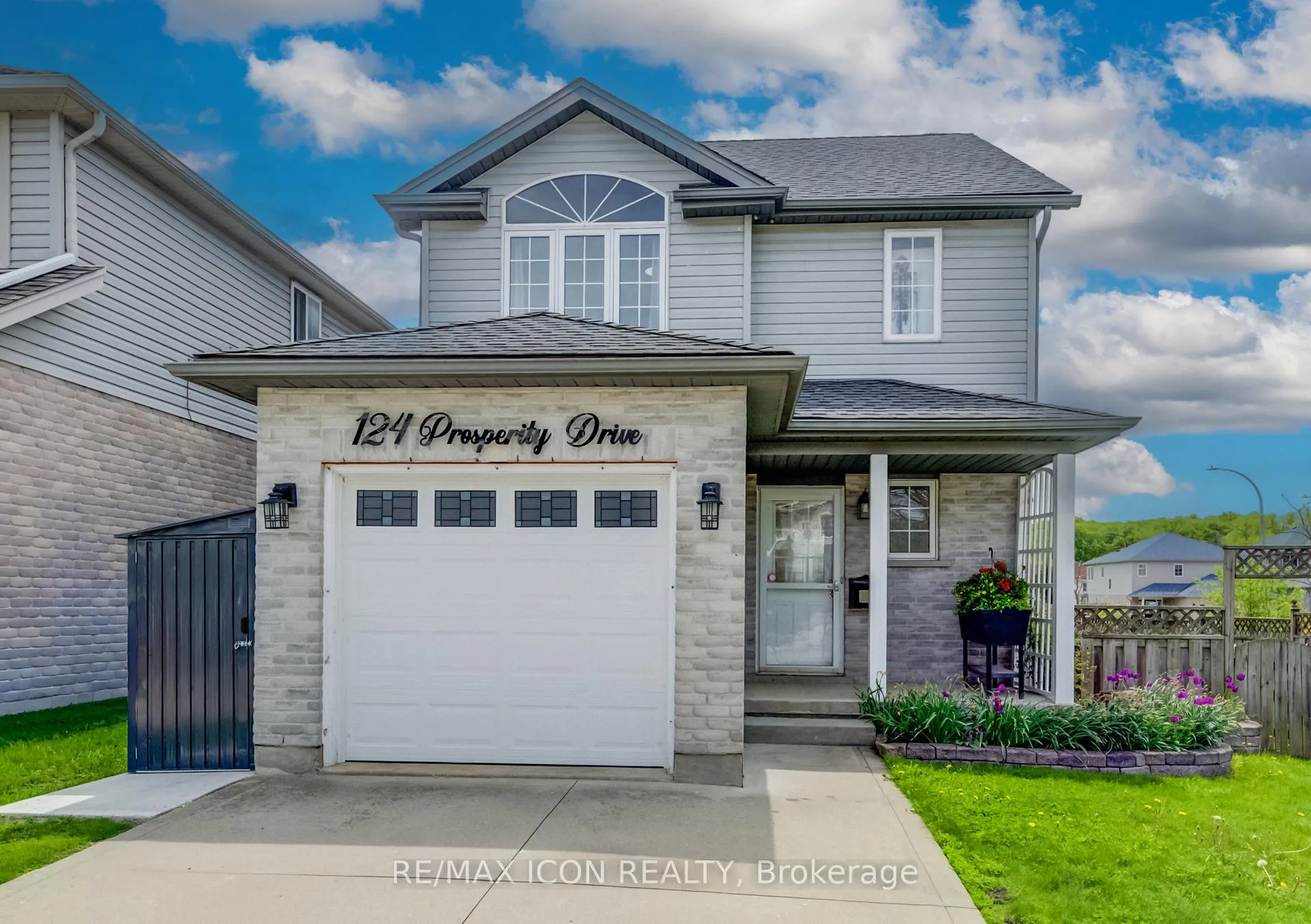Front of 124 Prosperity Drive